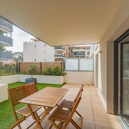 Ensoleillé - Bel Appt Avec Terrasse Appartamento